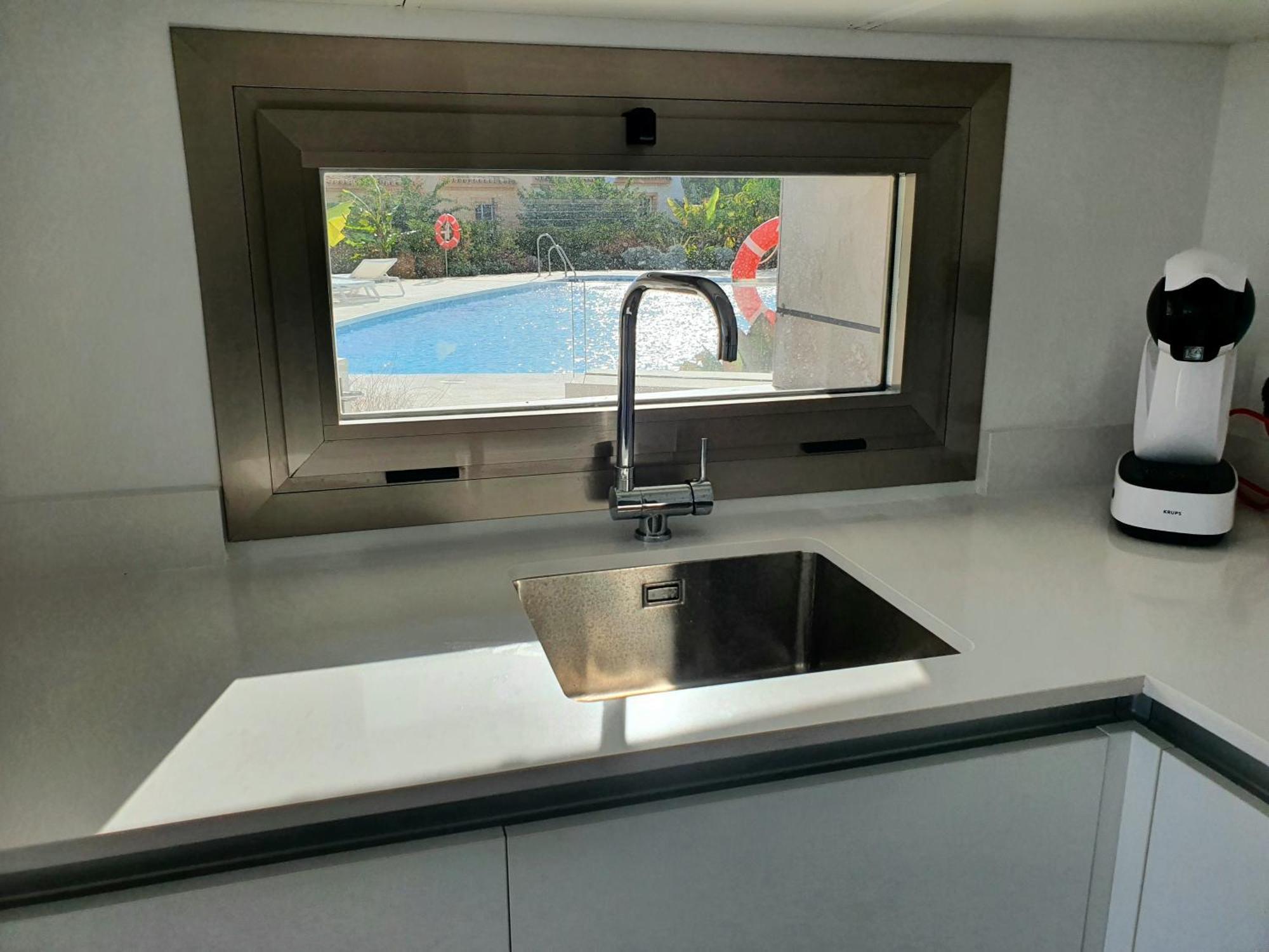 Luxury Beachfront Apartment With Pool, Sauna, Fitness And Gym In Province Malaga, Andalusia 米哈斯 外观 照片