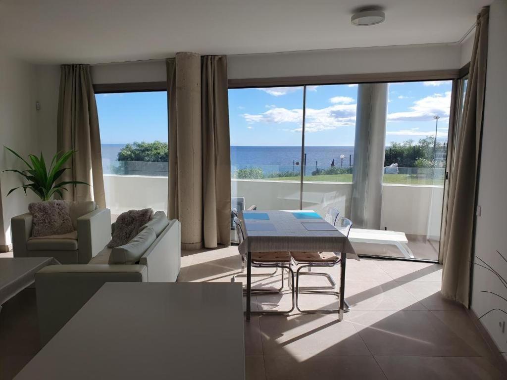 Luxury Beachfront Apartment With Pool, Sauna, Fitness And Gym In Province Malaga, Andalusia 米哈斯 外观 照片